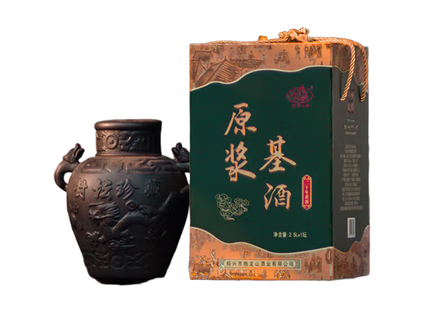 闲置抱龙山黄酒回收抱龙山原浆基酒封坛珍藏20年5斤绍兴黄酒行情价格