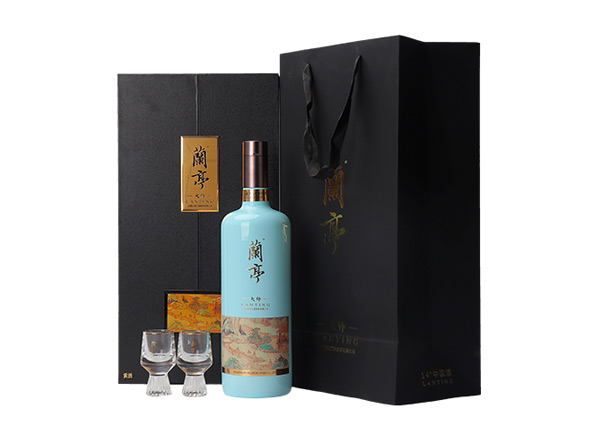 闲置会稽山黄酒回收兰亭大师三十年陈酿1L礼盒装绍兴黄酒
